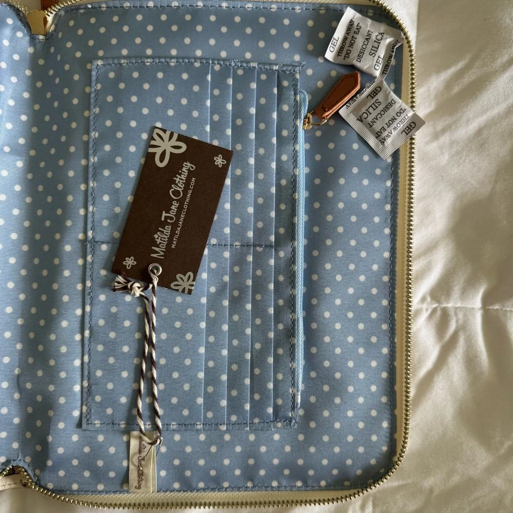 Matilda Jane On The Go Vegan Floral Zip Tablet Tech Organizer Travel Case